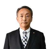 京西　且哲議員