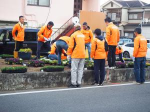 大芝連合町会の清掃中の写真