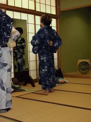着付けの様子3