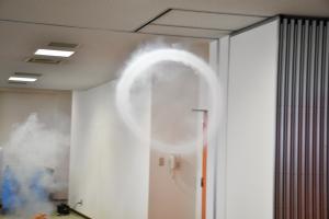 空気砲からできた輪っか
