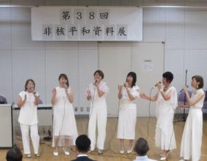プールトゥジュールによる歌唱