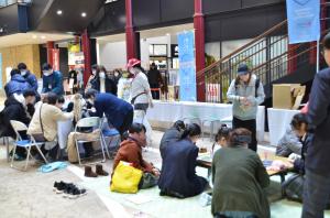 ワークショップ会場の賑わっている様子