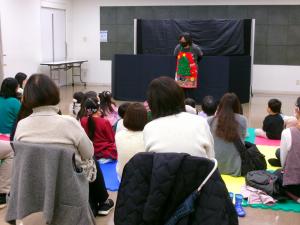 エプロンシアターの様子