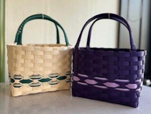 クラフトバンドで作ったカゴバッグ