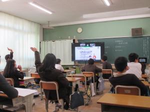 中央小学校での授業の様子
