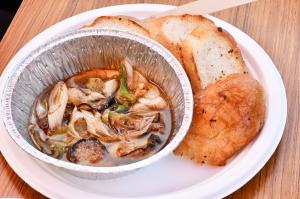 牡蠣のアヒージョ