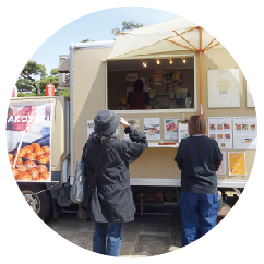 キッチンカーの写真