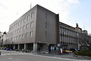 市役所の外観