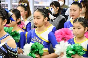 1人ずつの自己紹介を聞いている様子