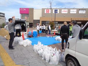 第14回ガーデニングショウ花苗配布風景