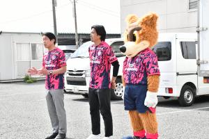 挨拶をするセレッソ大阪の皆さん