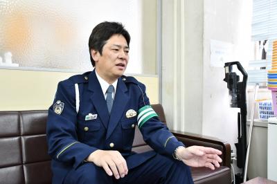 警察署の人