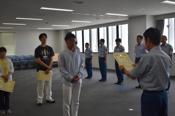 感謝状授与