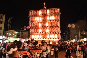 火入れ曳行