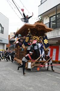 S字を走る北町のだんじり