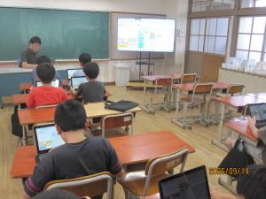 タブレットクラブの活動の様子