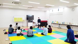 だっこでおはなしかい