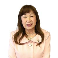 殿本　マリ子議員