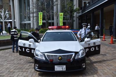 パトカー