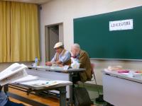 先生方がお話されている様子