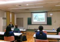 読売新聞データベース(ヨミダス)講座の様子を撮影した写真1枚目