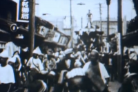 モノクロのだんじり曳行風景