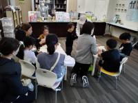 たくさんの親子が参加している様子