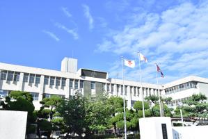 産業高校の外観